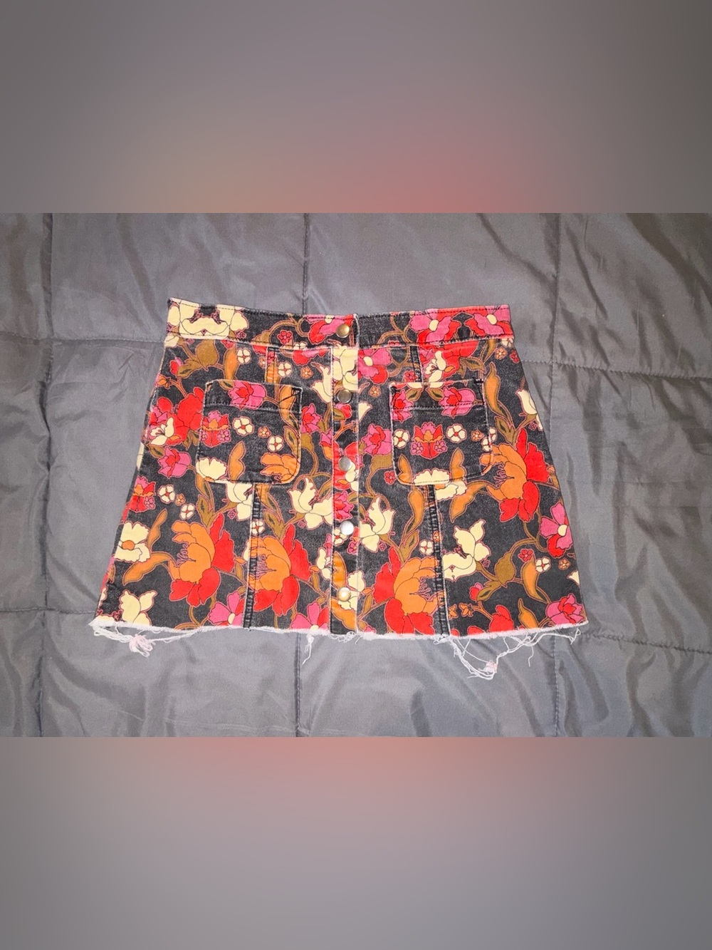 Urban Outfitters Floral Mini Skirt Button Front Raw Hem Size Small